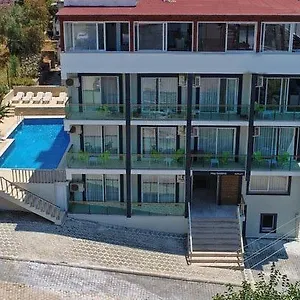  Otel Airport Guelluek